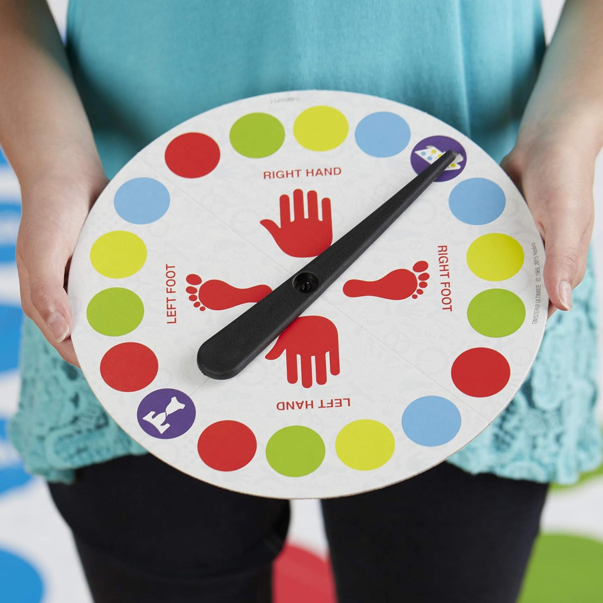 Hasbro Twister Ultimate (Bigger Mat) Game